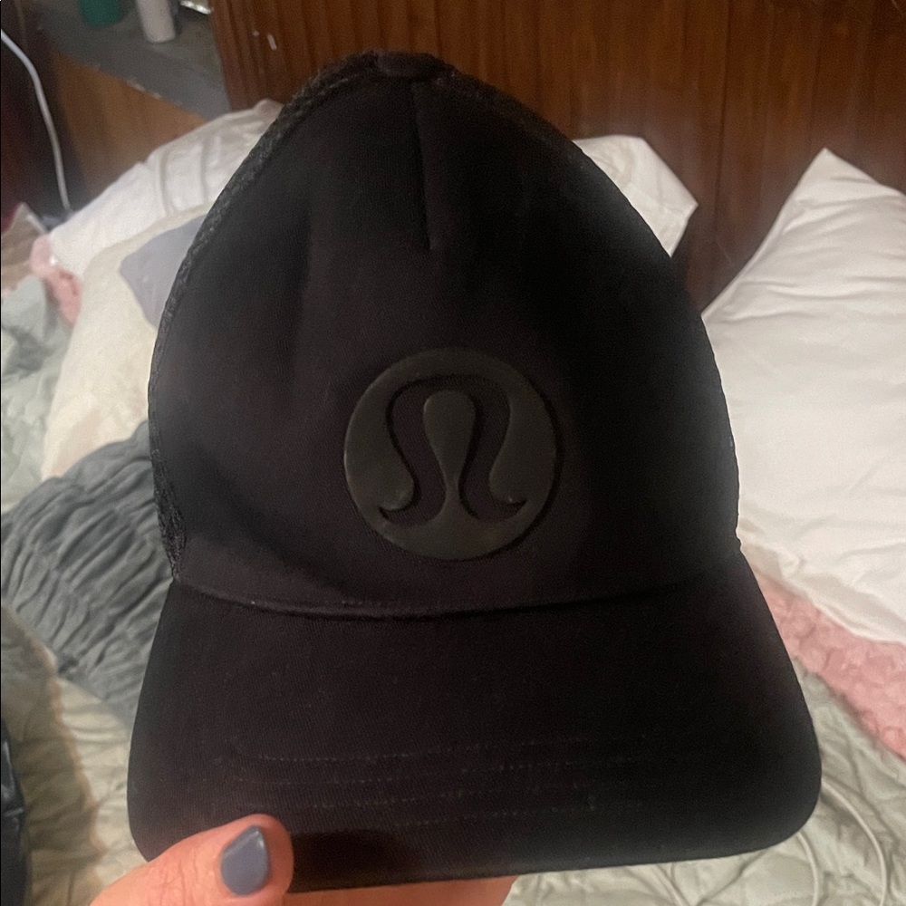 lululemon athletica Classic Black Hat